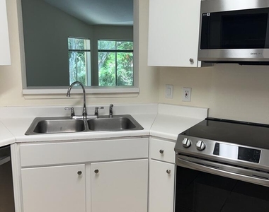 2350 Nw 33rd Street - Photo Thumbnail 14