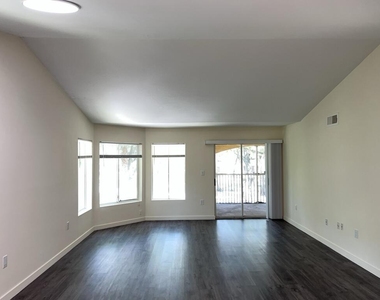 2350 Nw 33rd Street - Photo Thumbnail 7