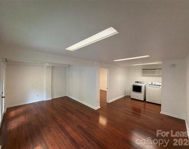 213 S Summit Avenue - Photo Thumbnail 8