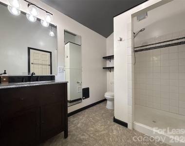 213 S Summit Avenue - Photo Thumbnail 7