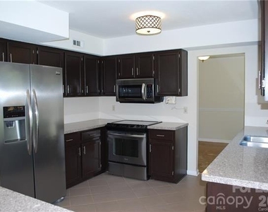 10620 Fairway Ridge Road - Photo Thumbnail 5