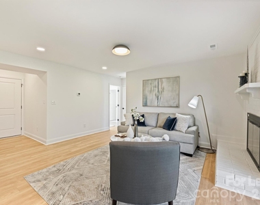 11141 Harrowfield Road - Photo Thumbnail 7