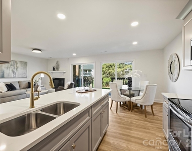 11141 Harrowfield Road - Photo Thumbnail 15