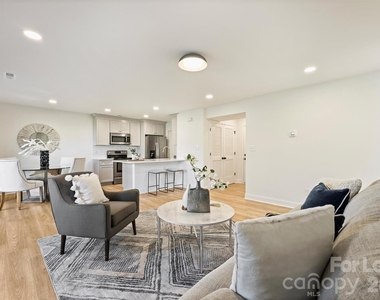 11141 Harrowfield Road - Photo Thumbnail 8