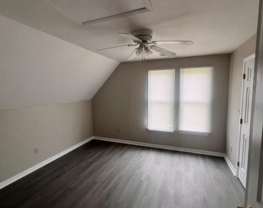 144 Mountain View Road - Photo Thumbnail 16