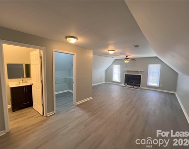 144 Mountain View Road - Photo Thumbnail 4