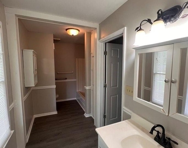 144 Mountain View Road - Photo Thumbnail 6