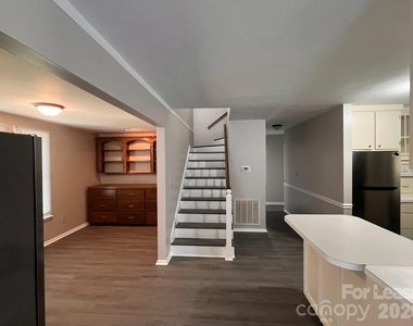 144 Mountain View Road - Photo Thumbnail 23