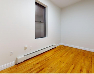 West 54th Street - Photo Thumbnail 4