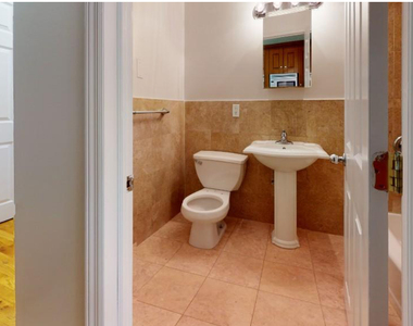 West 54th Street - Photo Thumbnail 5
