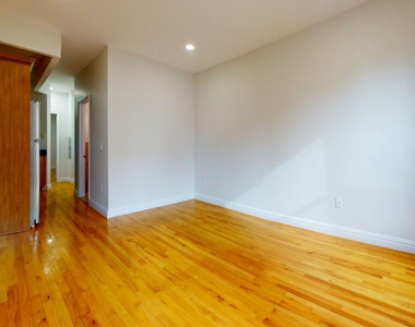 West 54th Street - Photo Thumbnail 2