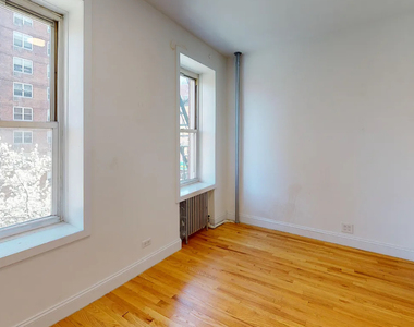 East 75th street  - Photo Thumbnail 3