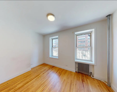 East 75th street  - Photo Thumbnail 2