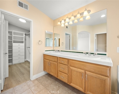 720 Camino Del Sol - Photo Thumbnail 27