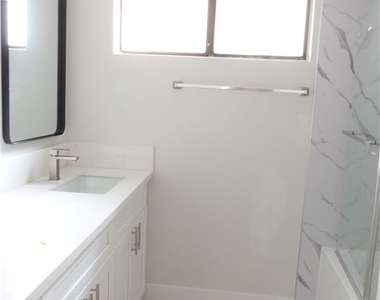 1064 S Garfield - Photo Thumbnail 9