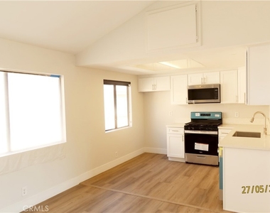 1064 S Garfield - Photo Thumbnail 3