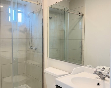 9729 W Live Oak Avenue - Photo Thumbnail 11