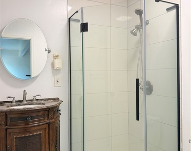 9729 W Live Oak Avenue - Photo Thumbnail 16
