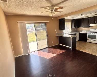 13821 Ramsdell - Photo Thumbnail 3