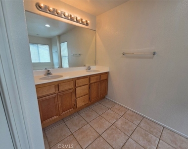 29208 Broken Arrow Way - Photo Thumbnail 54