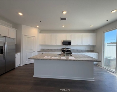 29298 Victoria Beach Boulevard - Photo Thumbnail 4