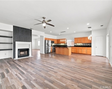 29390 Garnet - Photo Thumbnail 12