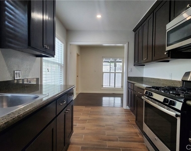 15709 Devonshire - Photo Thumbnail 10