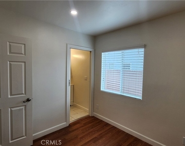15709 Devonshire - Photo Thumbnail 24