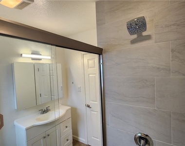15709 Devonshire - Photo Thumbnail 16