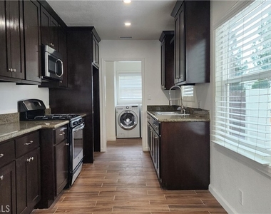 15709 Devonshire - Photo Thumbnail 11