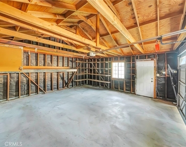 22907 Leonora Dr - Photo Thumbnail 32