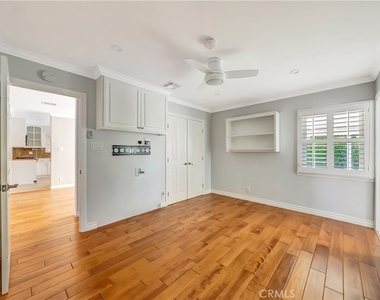 22907 Leonora Dr - Photo Thumbnail 25