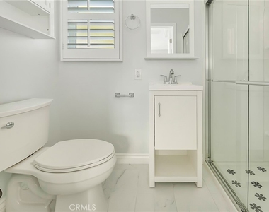 22907 Leonora Dr - Photo Thumbnail 31