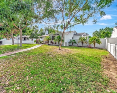 22907 Leonora Dr - Photo Thumbnail 44