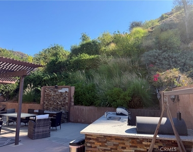 1742 Rudell - Photo Thumbnail 33