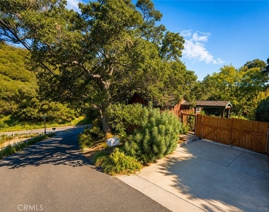 456 S Skyline Drive - Photo Thumbnail 52