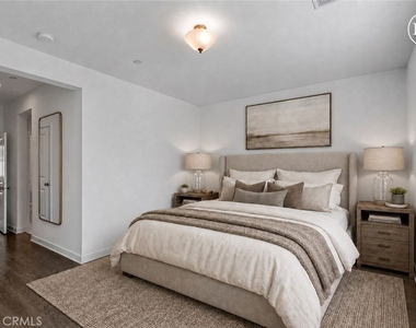 77 Jensen Court - Photo Thumbnail 32