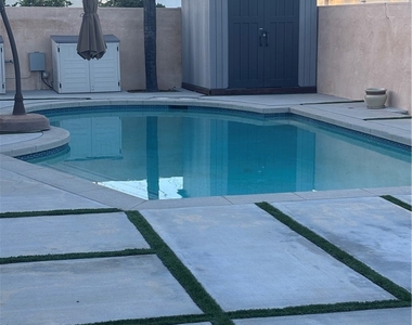 6250 Aura Avenue - Photo Thumbnail 45