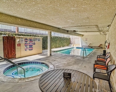 7005 Jordan Avenue - Photo Thumbnail 13