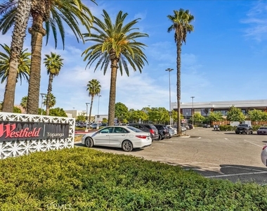 7005 Jordan Avenue - Photo Thumbnail 15