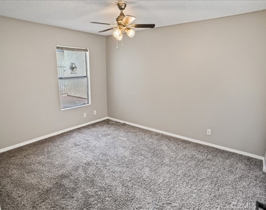 7005 Jordan Avenue - Photo Thumbnail 10