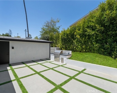2200 Mantis Avenue - Photo Thumbnail 21