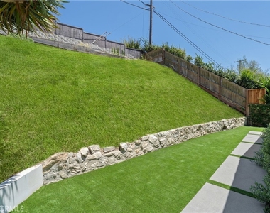 2200 Mantis Avenue - Photo Thumbnail 23