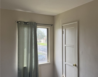 340 N 2nd - Photo Thumbnail 2