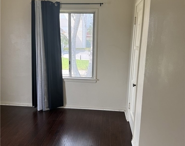 340 N 2nd - Photo Thumbnail 5