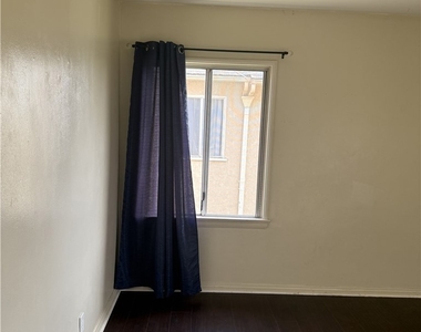 340 N 2nd - Photo Thumbnail 3