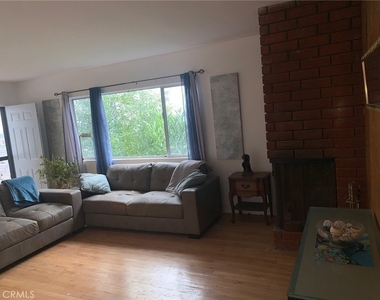 744 W 33rd - Photo Thumbnail 12