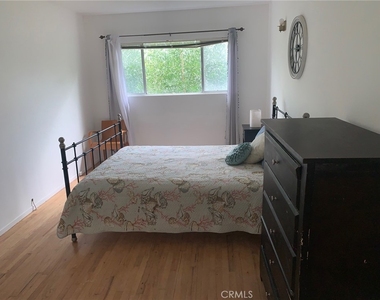 744 W 33rd - Photo Thumbnail 10