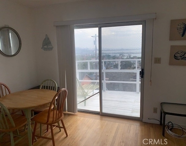 740 W 33rd - Photo Thumbnail 1