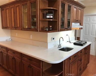 7533 E Endemont Court - Photo Thumbnail 15